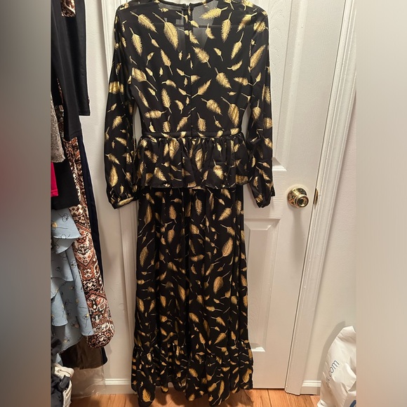 GRACIA - Maxi black dress, size small, with gold feathers printed - Picture 7 of 7
